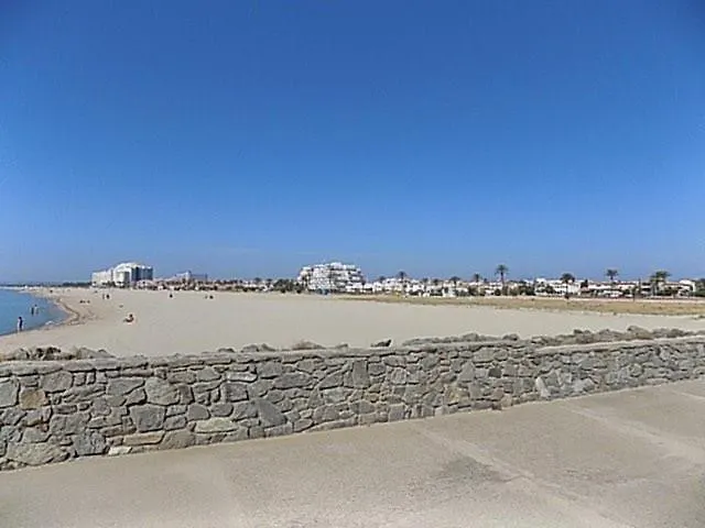 Apartment Appartement Pres De La Plage Empuriabrava