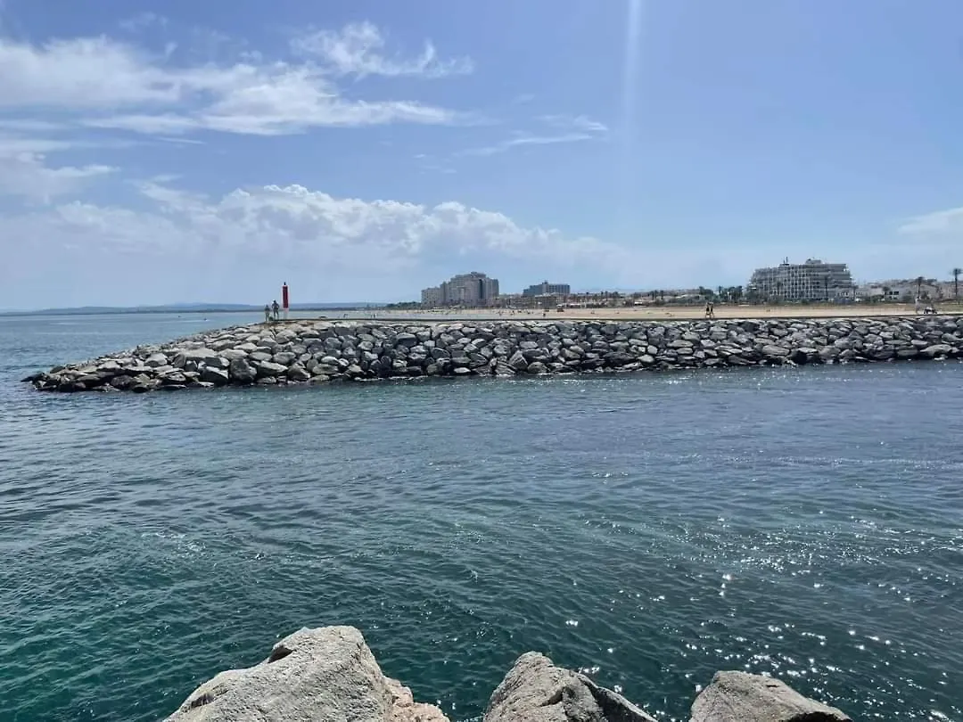 Apartment Appartement Pres De La Plage Empuriabrava Spain