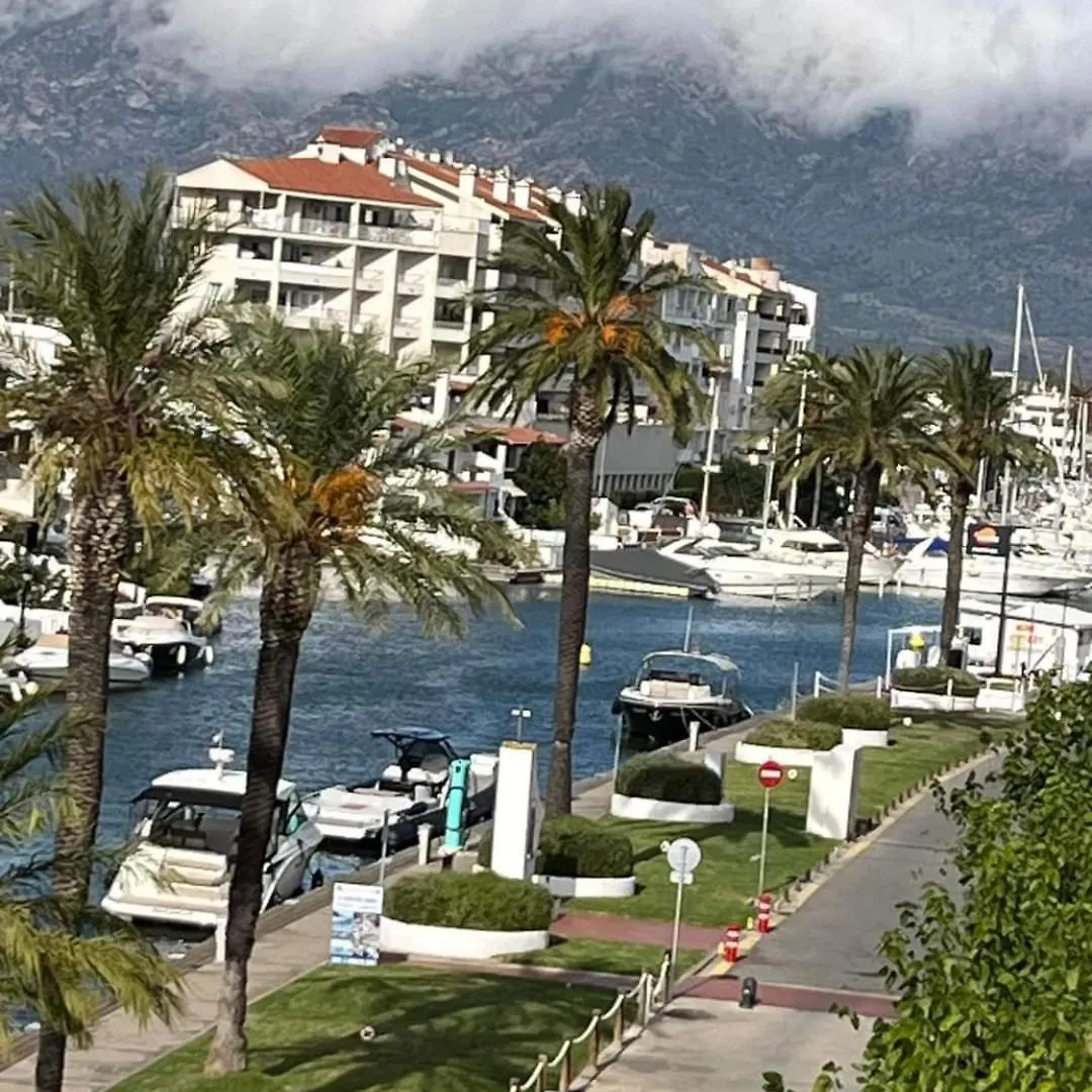 Appartement Pres De La Plage Empuriabrava